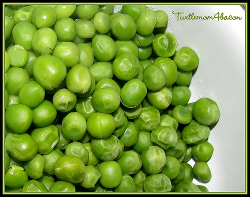 The circle or sphere can be a pea, an observation balloon or a wheel. 